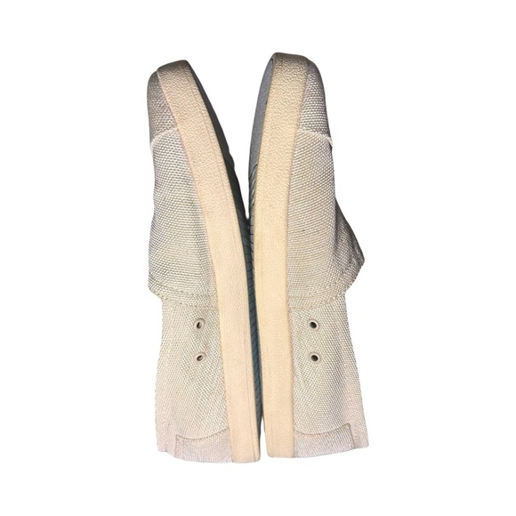 Toms Women’s Cream Canvas Slip on Shoes Size: 9 - Picture 7 of 10